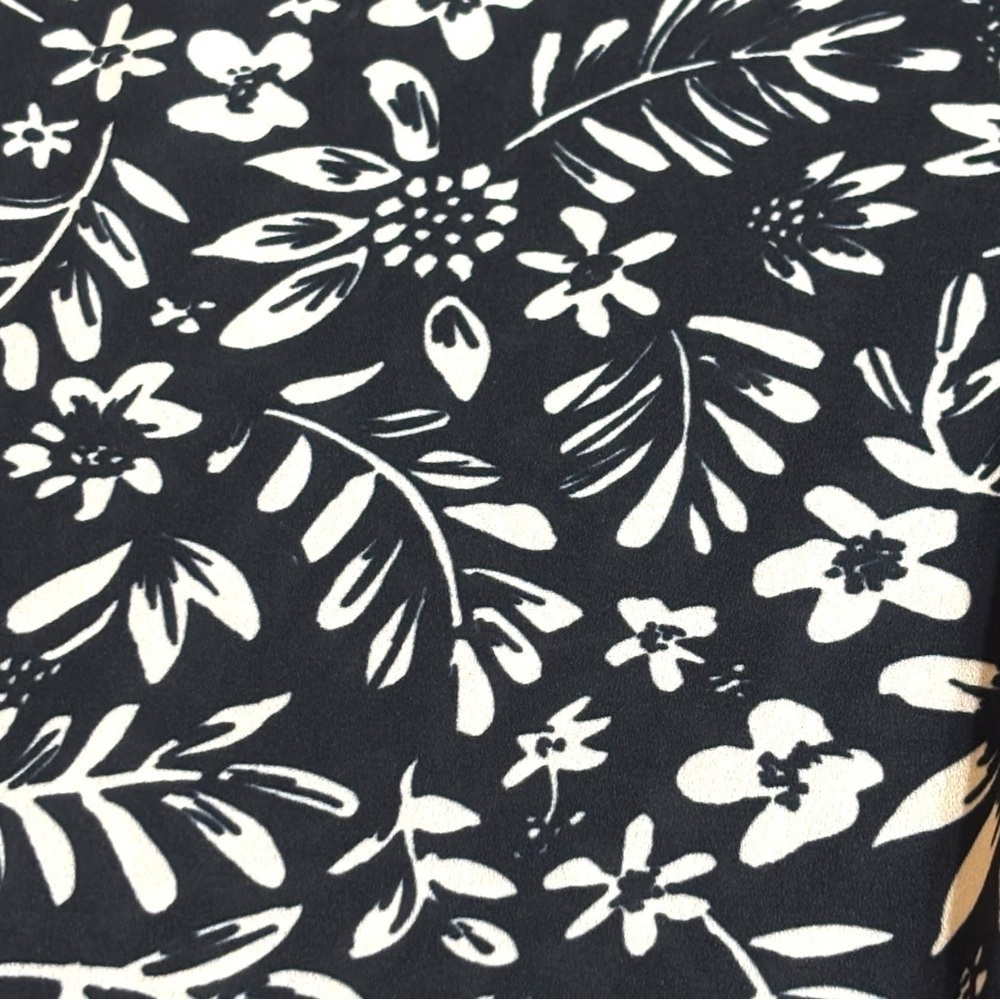 ModCloth Floral Ruffle Blouse - Picture 13 of 14